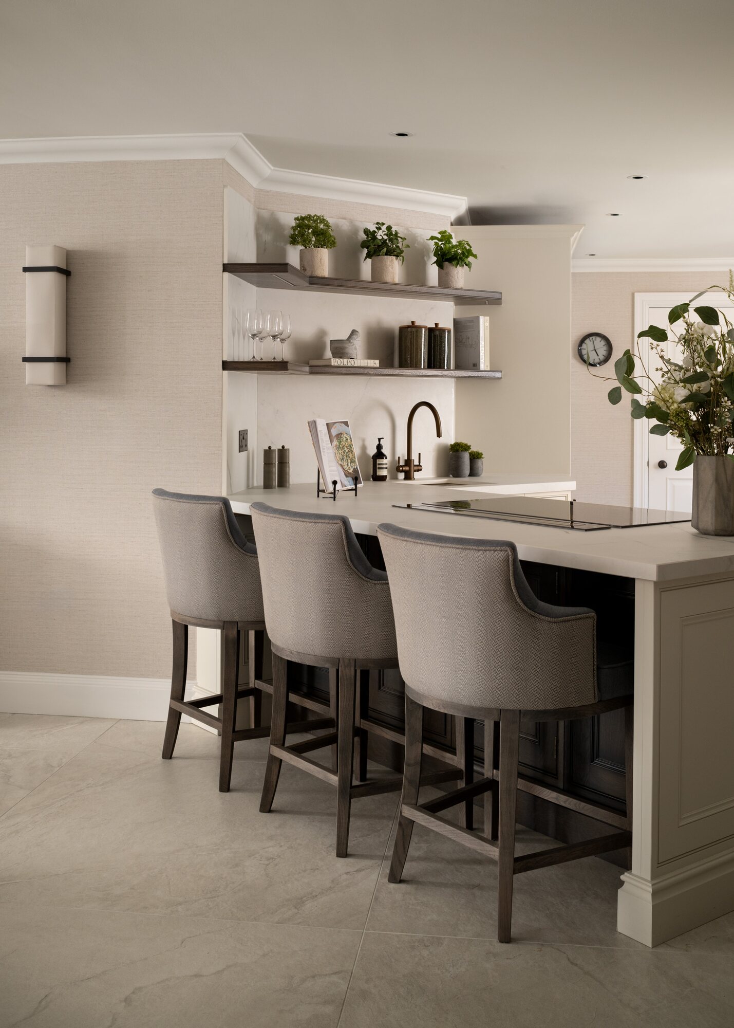 Kitchen bar seating